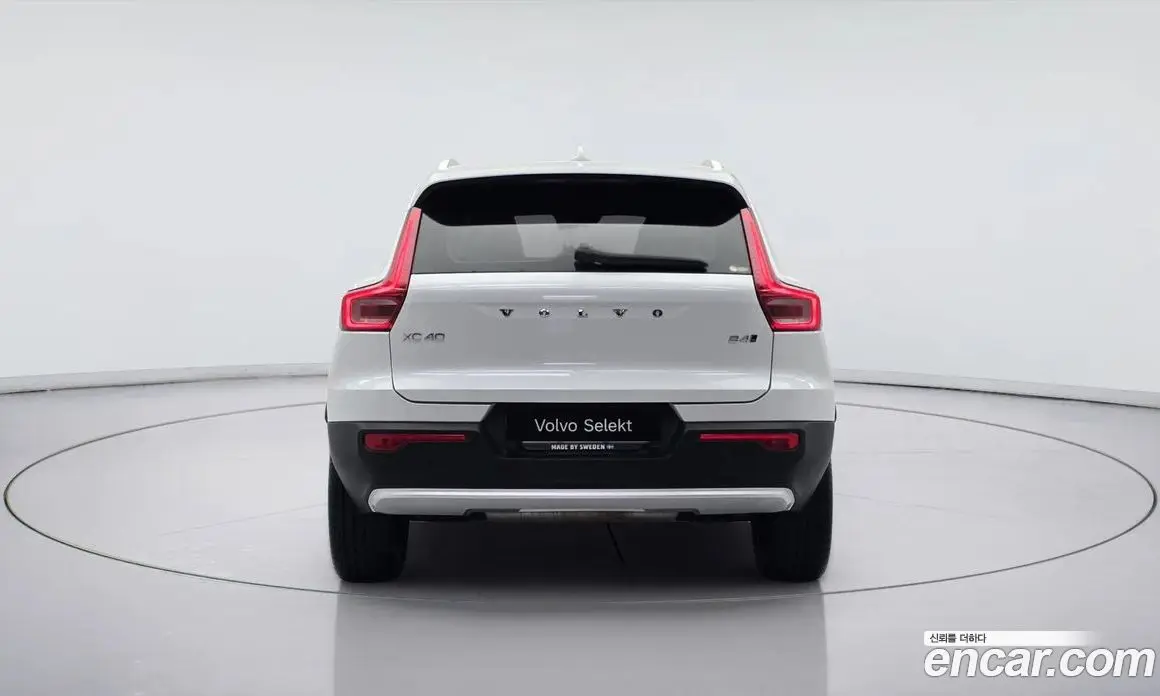 Volvo XC40 2022 2.0 автомат (гидро), фото 5 Volvo XC40 2022 2.0 автомат (гидро), фото 5