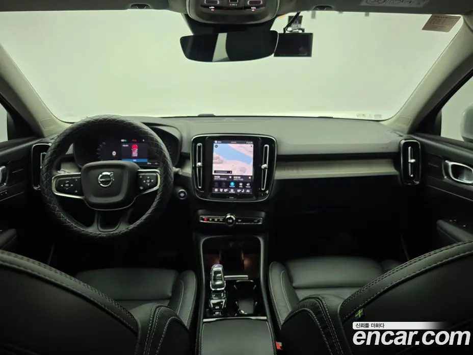 Volvo XC40 2022 2.0 автомат (гидро), фото 8 Volvo XC40 2022 2.0 автомат (гидро), фото 8