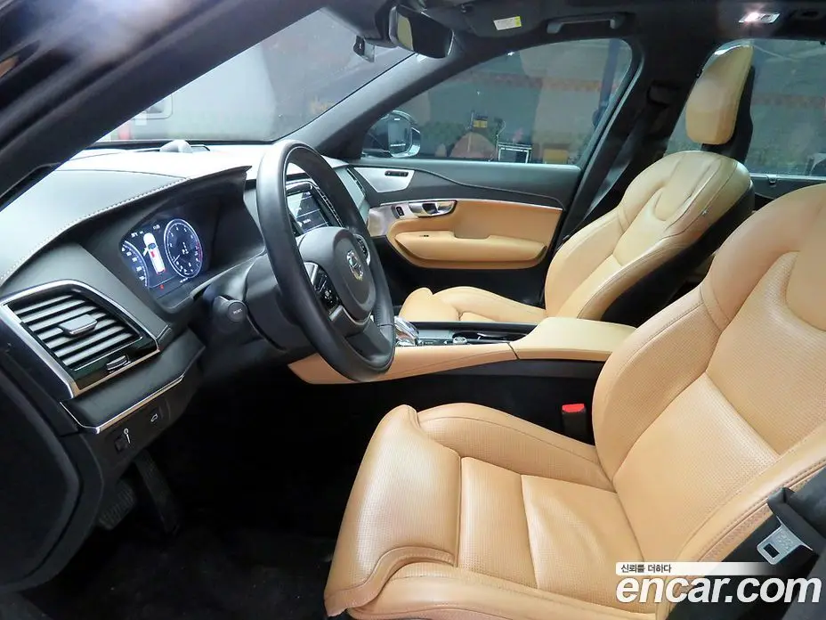 Volvo XC90 2021 2.0 автомат (гидро), фото 13 Volvo XC90 2021 2.0 автомат (гидро), фото 13