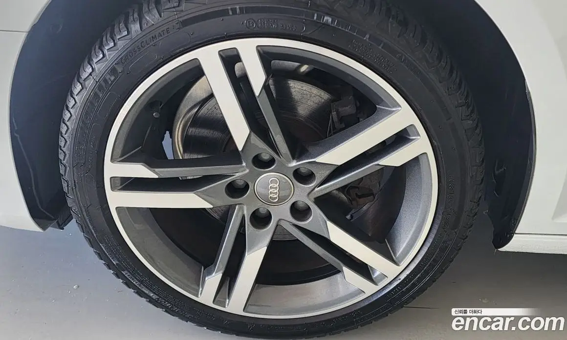 Audi A4 2019 2.0 автомат (гидро), фото 19 Audi A4 2019 2.0 автомат (гидро), фото 19