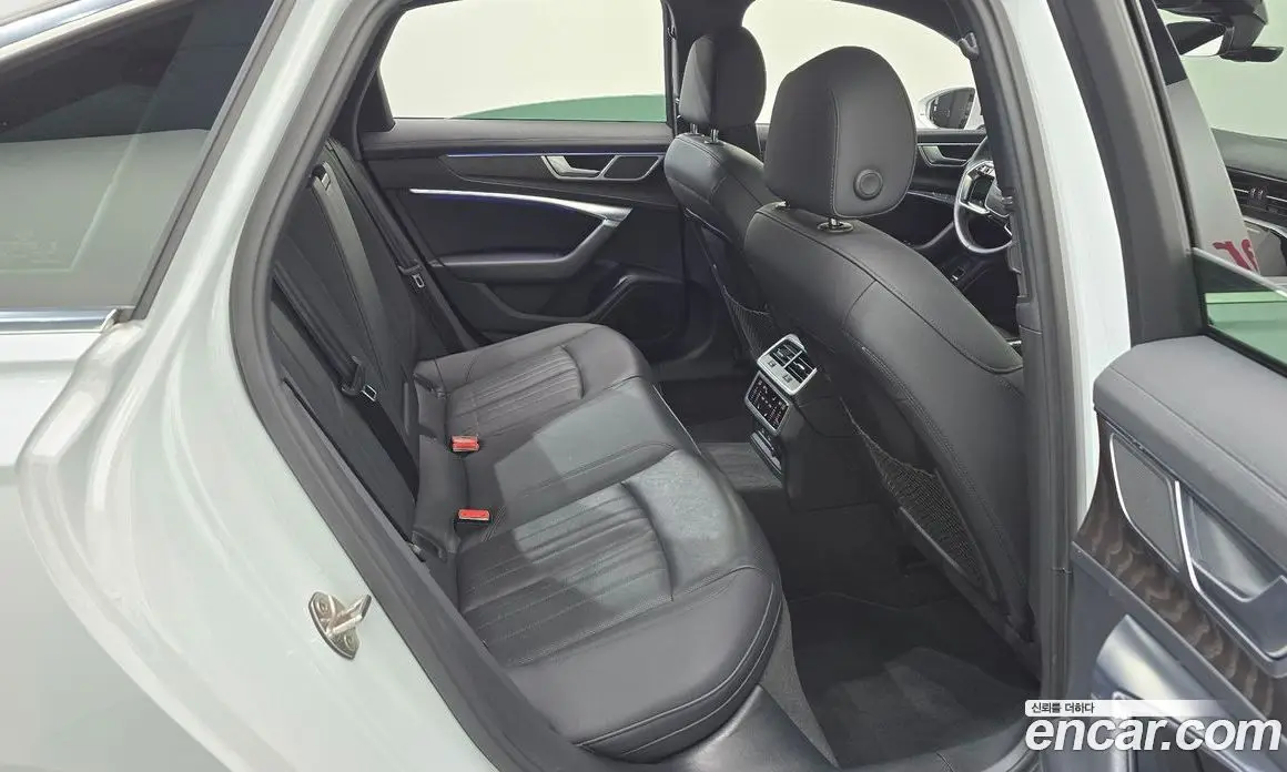 Audi A6 2022 2.0 автомат (гидро), фото 25 Audi A6 2022 2.0 автомат (гидро), фото 25