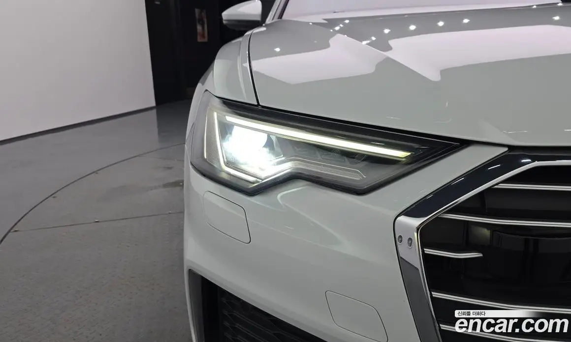Audi A6 2022 2.0 автомат (гидро), фото 8 Audi A6 2022 2.0 автомат (гидро), фото 8