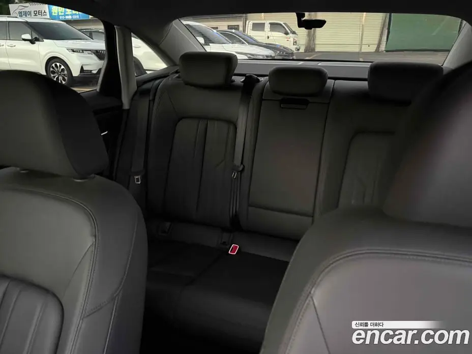 Audi A6 2022 2.0 автомат (гидро), фото 12 Audi A6 2022 2.0 автомат (гидро), фото 12