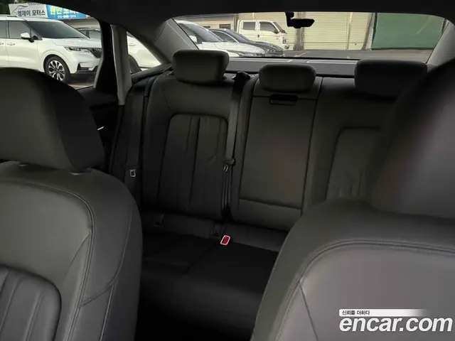 Audi A6 2022 2.0 автомат (гидро), миниатюра 12