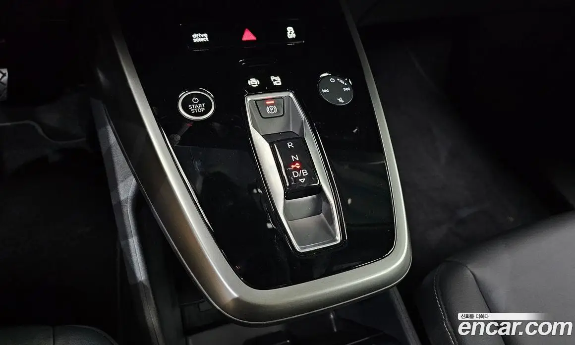 Audi Q4 e-tron 2025 0.2 автомат (гидро), фото 12