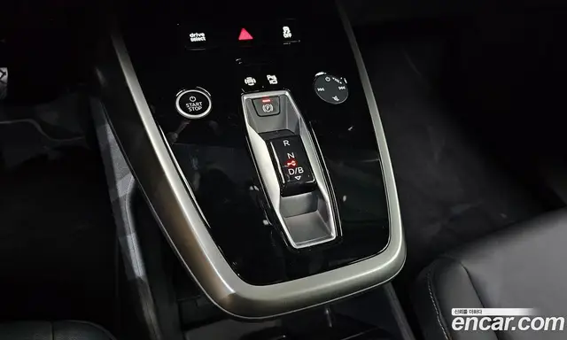 Audi Q4 e-tron 2025 0.2 автомат (гидро), миниатюра 12