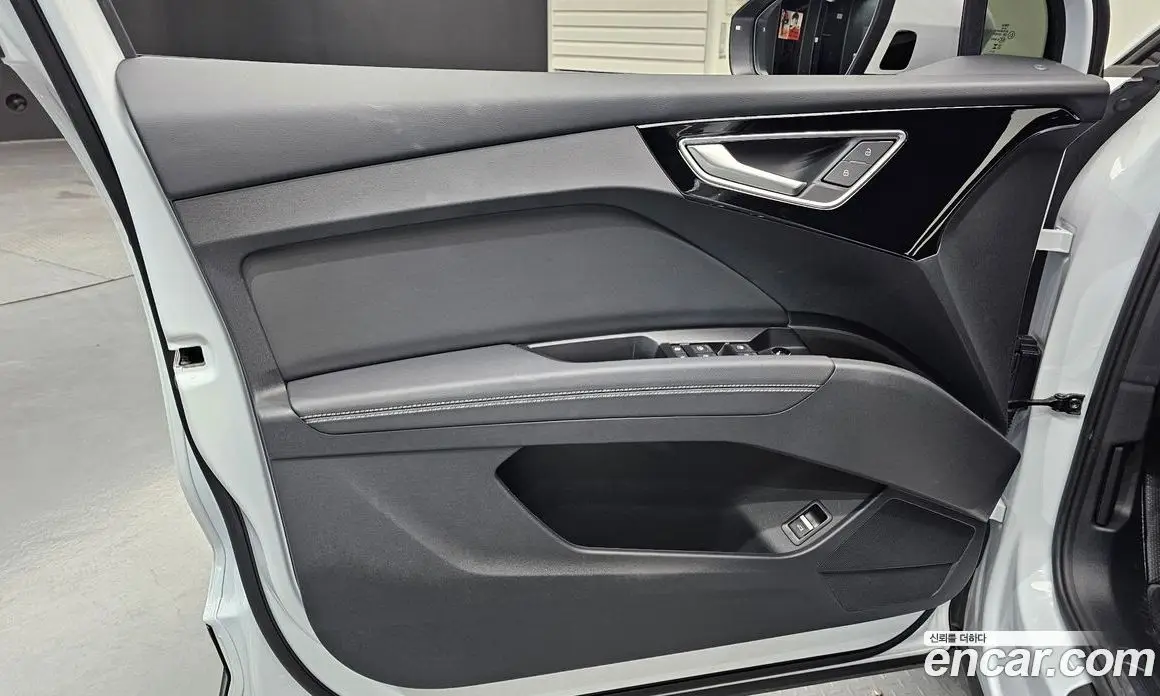 Audi Q4 e-tron 2025 0.2 автомат (гидро), фото 14