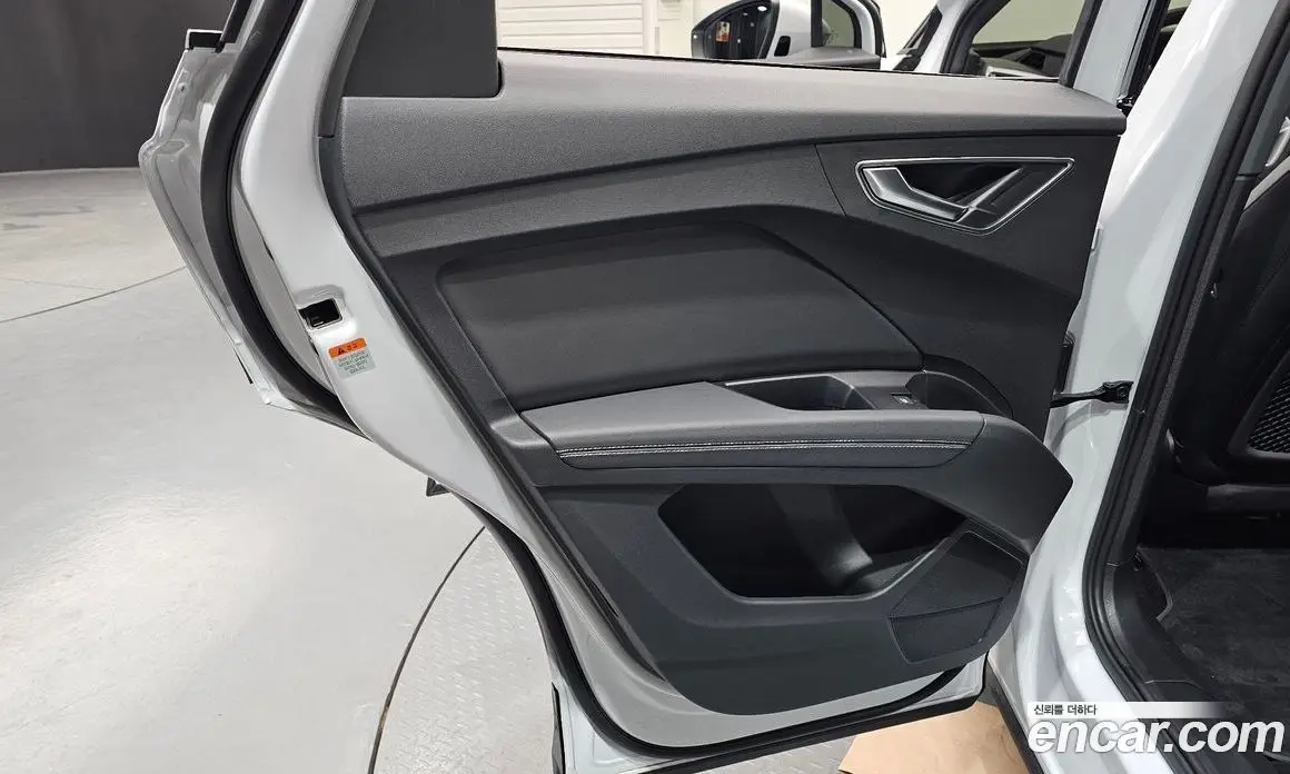 Audi Q4 e-tron 2025 0.2 автомат (гидро), фото 15