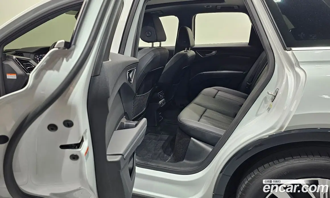 Audi Q4 e-tron 2025 0.2 автомат (гидро), фото 17