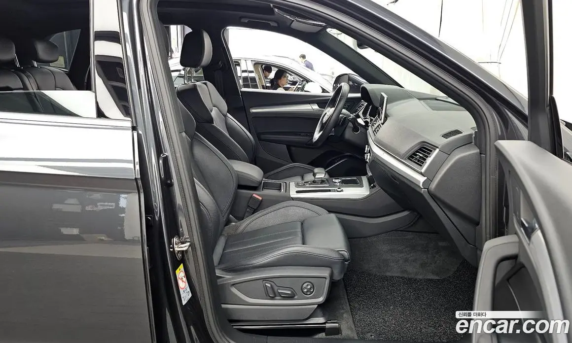 Audi Q5 2020 3.0 автомат (гидро), фото 17