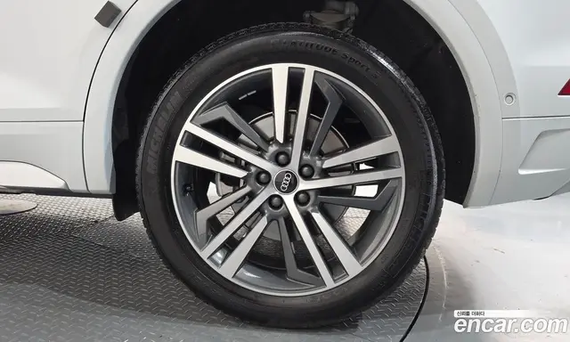 Audi Q5 2022 2.0 автомат (гидро), миниатюра 7 Audi Q5 2022 2.0 автомат (гидро), миниатюра 7