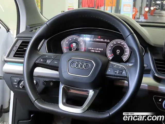 Audi Q5 2023 2.0 автомат (гидро), миниатюра 8
