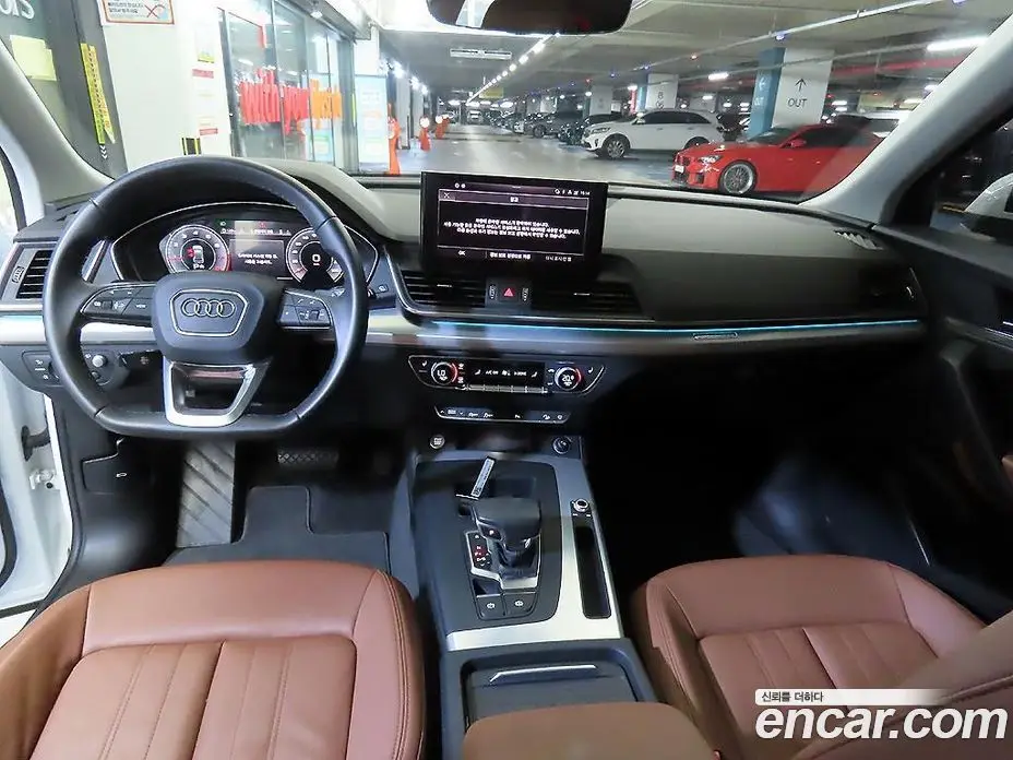 Audi Q5 2023 2.0 автомат (гидро), фото 10