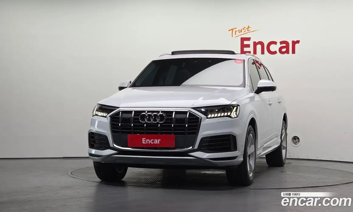 Audi Q7 2021 3.0 автомат (гидро), фото 3