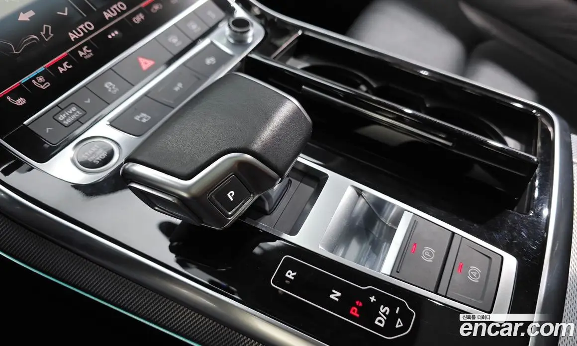 Audi Q7 2021 3.0 автомат (гидро), фото 9
