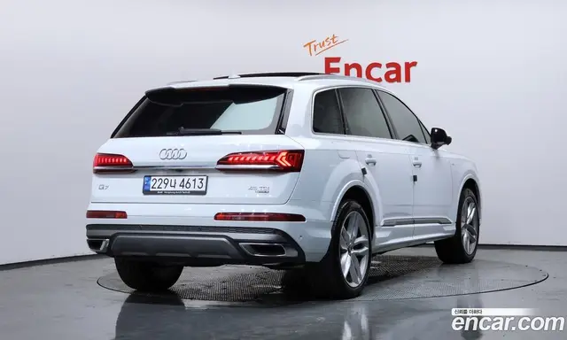 Audi Q7 2023 3.0 автомат (гидро), миниатюра 2 Audi Q7 2023 3.0 автомат (гидро), миниатюра 2