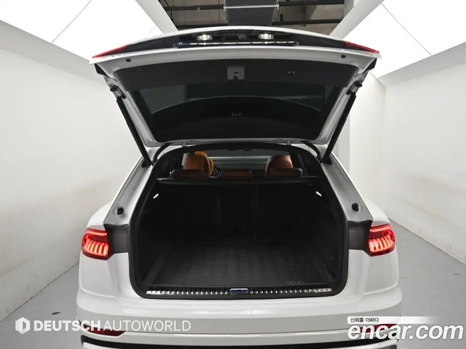 Audi Q8 2021 3.0 автомат (гидро), фото 19