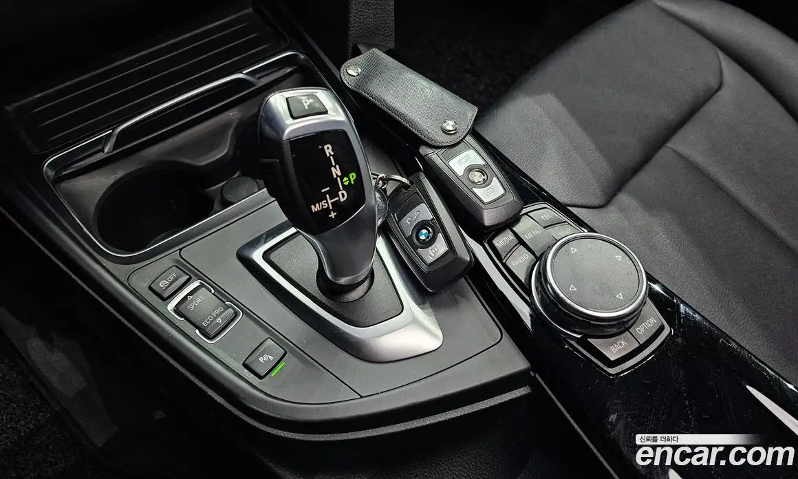 BMW 3 серия 2016 2.0 автомат (гидро), фото 9