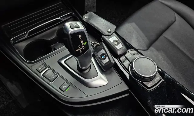 BMW 3 серия 2016 2.0 автомат (гидро), миниатюра 9