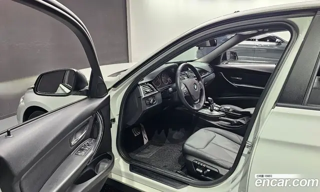 BMW 3 серия 2016 2.0 автомат (гидро), миниатюра 10