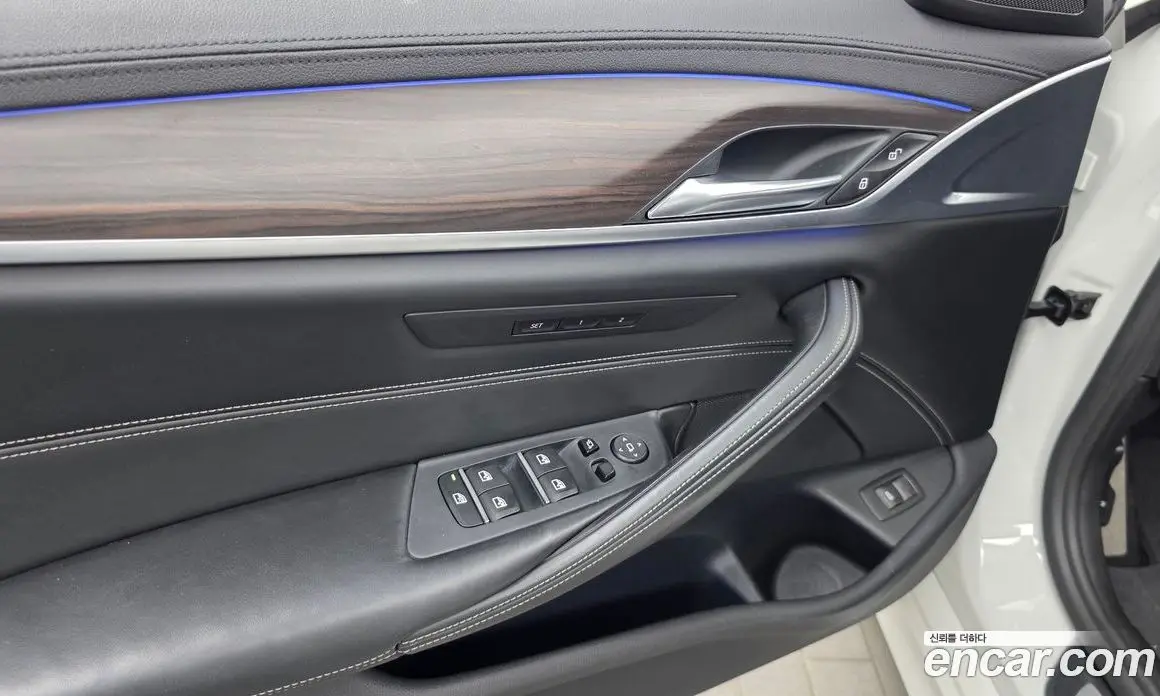 BMW 5 серия 2017 2.0 автомат (гидро), фото 30 BMW 5 серия 2017 2.0 автомат (гидро), фото 30