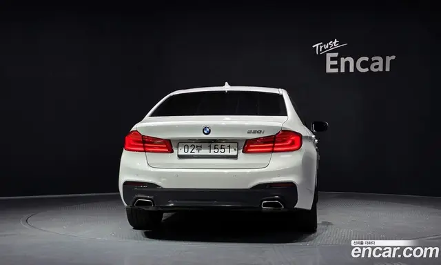BMW 5 серия 2017 2.0 автомат (гидро), миниатюра 4 BMW 5 серия 2017 2.0 автомат (гидро), миниатюра 4