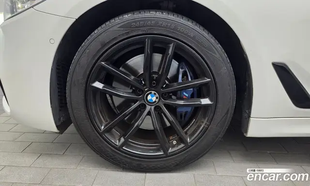 BMW 5 серия 2017 2.0 автомат (гидро), миниатюра 5 BMW 5 серия 2017 2.0 автомат (гидро), миниатюра 5