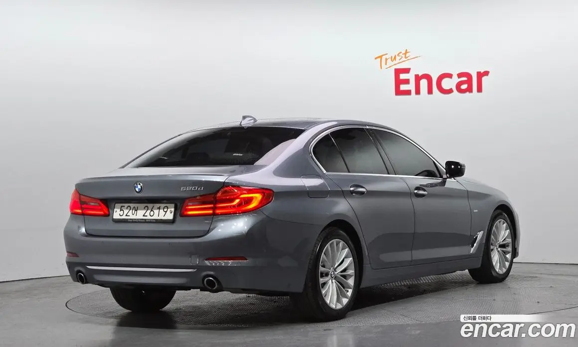 BMW 5 серия 2018 2.0 автомат (гидро), фото 2 BMW 5 серия 2018 2.0 автомат (гидро), фото 2