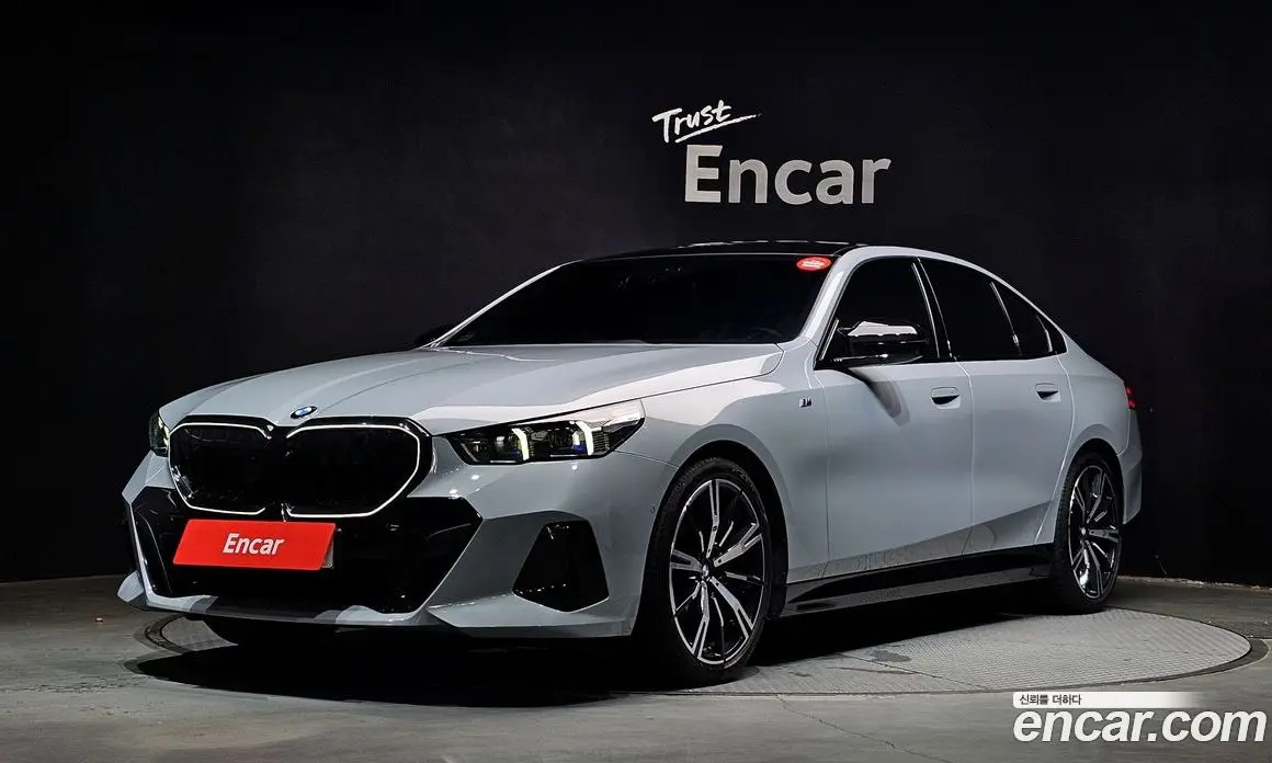 BMW 5 серия 2023 2.0 автомат (гидро), фото 1 BMW 5 серия 2023 2.0 автомат (гидро), фото 1