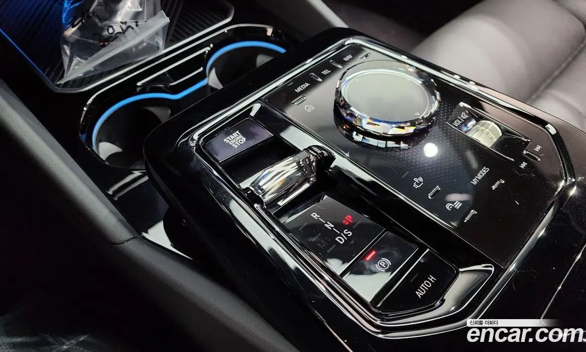 BMW 5 серия 2025 2.0 автомат (гидро), фото 12 BMW 5 серия 2025 2.0 автомат (гидро), фото 12