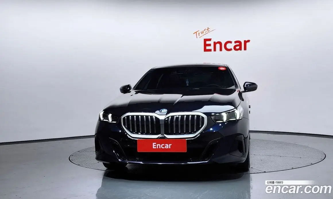 BMW 5 серия 2025 2.0 автомат (гидро), фото 3 BMW 5 серия 2025 2.0 автомат (гидро), фото 3