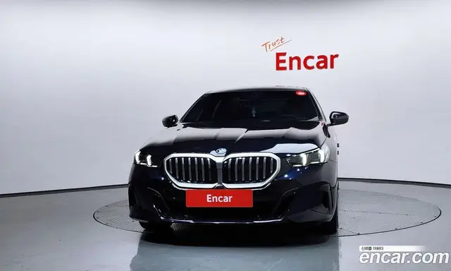 BMW 5 серия 2025 2.0 автомат (гидро), миниатюра 3 BMW 5 серия 2025 2.0 автомат (гидро), миниатюра 3