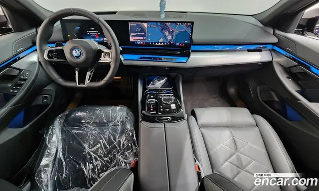 BMW 5 серия 2025 2.0 автомат (гидро), миниатюра 10 BMW 5 серия 2025 2.0 автомат (гидро), миниатюра 10