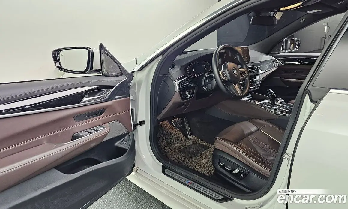 BMW 6 серия 2024 3.0 автомат (гидро), фото 12 BMW 6 серия 2024 3.0 автомат (гидро), фото 12