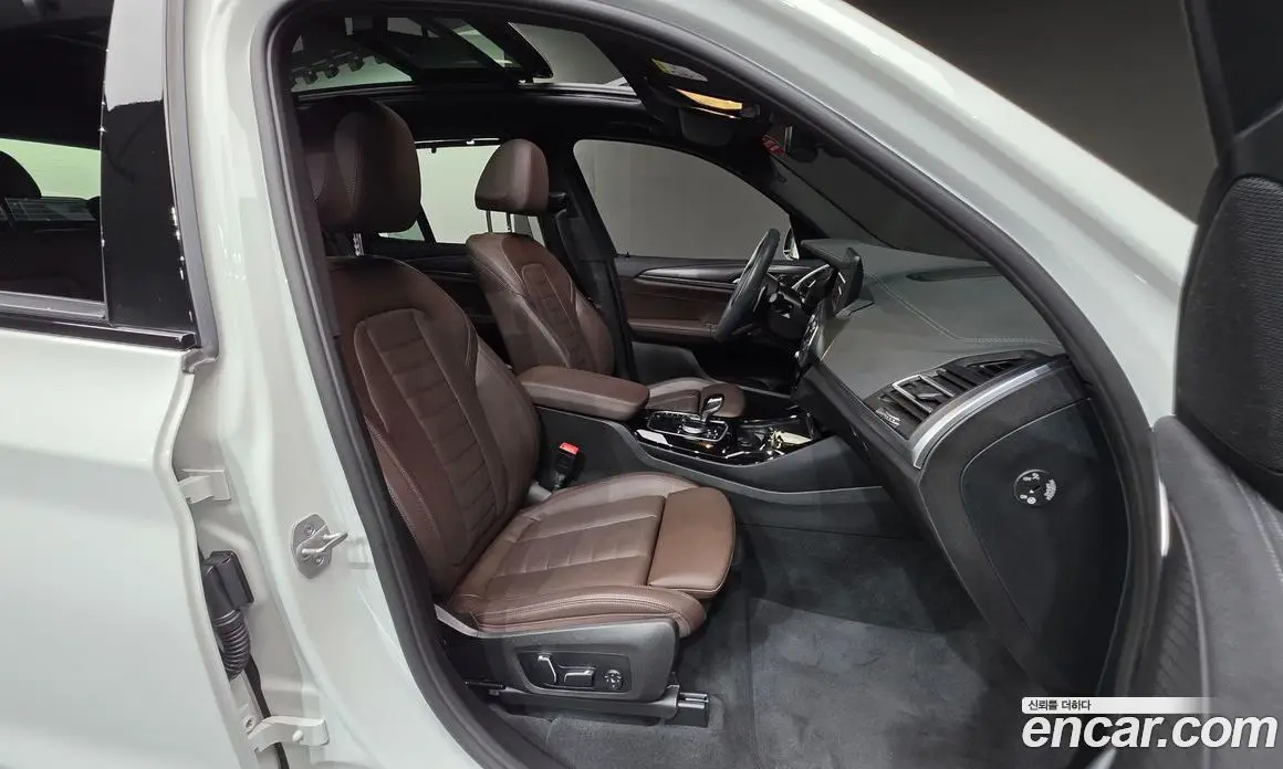 BMW X3 2024 2.0 автомат (гидро), фото 30