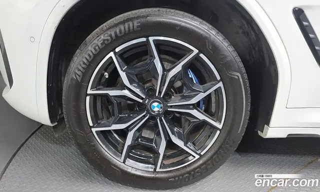 BMW X3 2024 2.0 автомат (гидро), миниатюра 5
