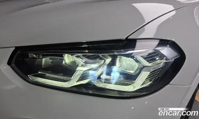 BMW X3 2024 2.0 автомат (гидро), миниатюра 8