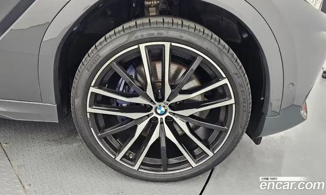 BMW X6 2022 3.0 автомат (гидро), миниатюра 5 BMW X6 2022 3.0 автомат (гидро), миниатюра 5