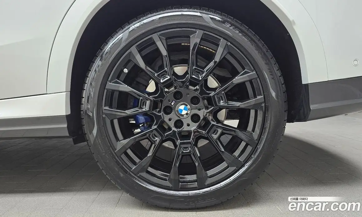 BMW X6 2024 3.0 автомат (гидро), фото 6 BMW X6 2024 3.0 автомат (гидро), фото 6