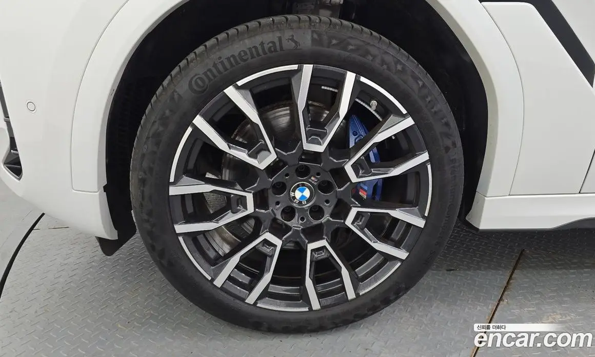 BMW X6 2025 3.0 автомат (гидро), фото 5 BMW X6 2025 3.0 автомат (гидро), фото 5