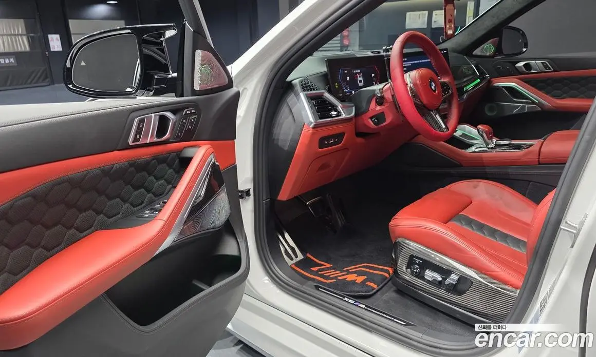 BMW X6M 2024 4.4 автомат (гидро), фото 13 BMW X6M 2024 4.4 автомат (гидро), фото 13