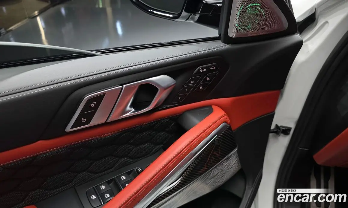 BMW X6M 2024 4.4 автомат (гидро), фото 27 BMW X6M 2024 4.4 автомат (гидро), фото 27