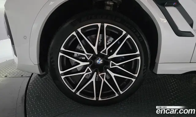 BMW X6M 2024 4.4 автомат (гидро), миниатюра 5 BMW X6M 2024 4.4 автомат (гидро), миниатюра 5