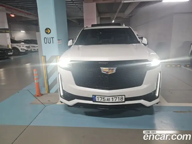 Cadillac Escalade 2023 6.2 автомат (гидро), миниатюра 3 Cadillac Escalade 2023 6.2 автомат (гидро), миниатюра 3