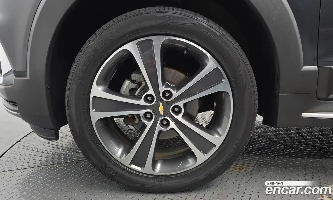 Chevrolet Captiva 2016 2.0 автомат (гидро), фото 4 Chevrolet Captiva 2016 2.0 автомат (гидро), фото 4