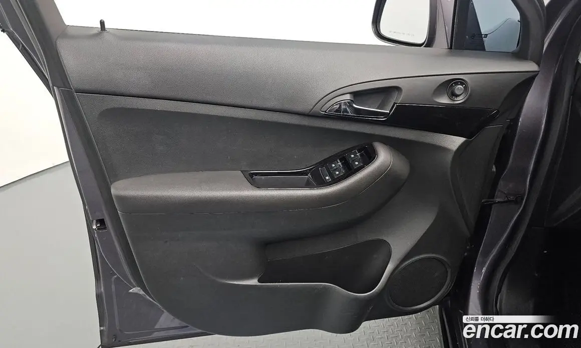Chevrolet Orlando 2012 2.0 автомат (гидро), фото 14