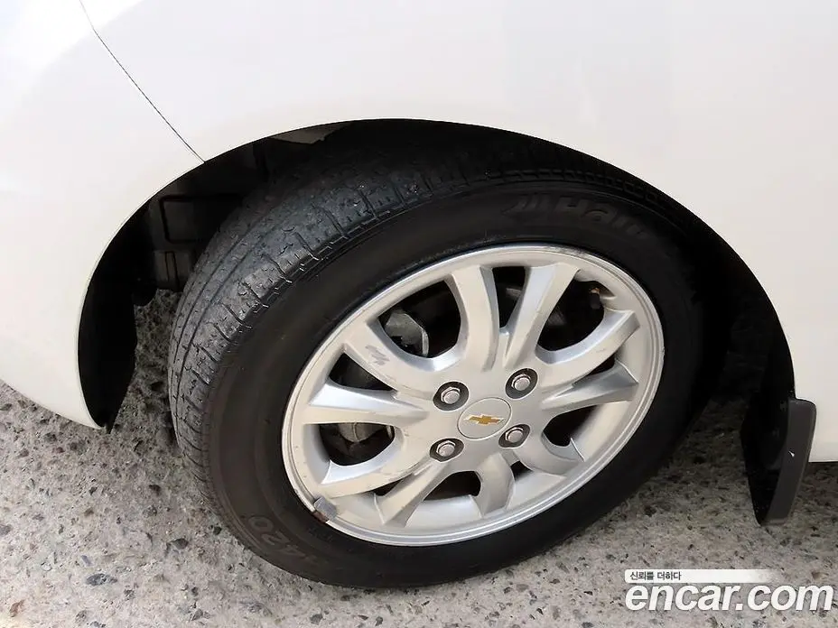 Chevrolet Spark 2015 1.0 автомат (гидро), фото 17