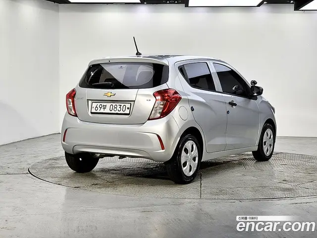 Chevrolet Spark 2016 1.0 механика, миниатюра 4 Chevrolet Spark 2016 1.0 механика, миниатюра 4