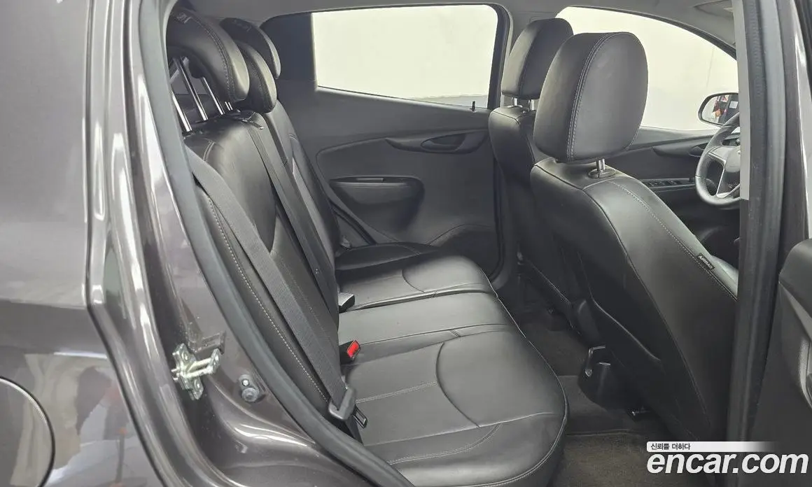Chevrolet Spark 2016 1.0 автомат (гидро), фото 11