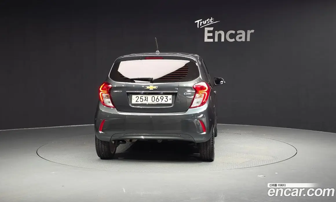 Chevrolet Spark 2016 1.0 автомат (гидро), фото 4 Chevrolet Spark 2016 1.0 автомат (гидро), фото 4